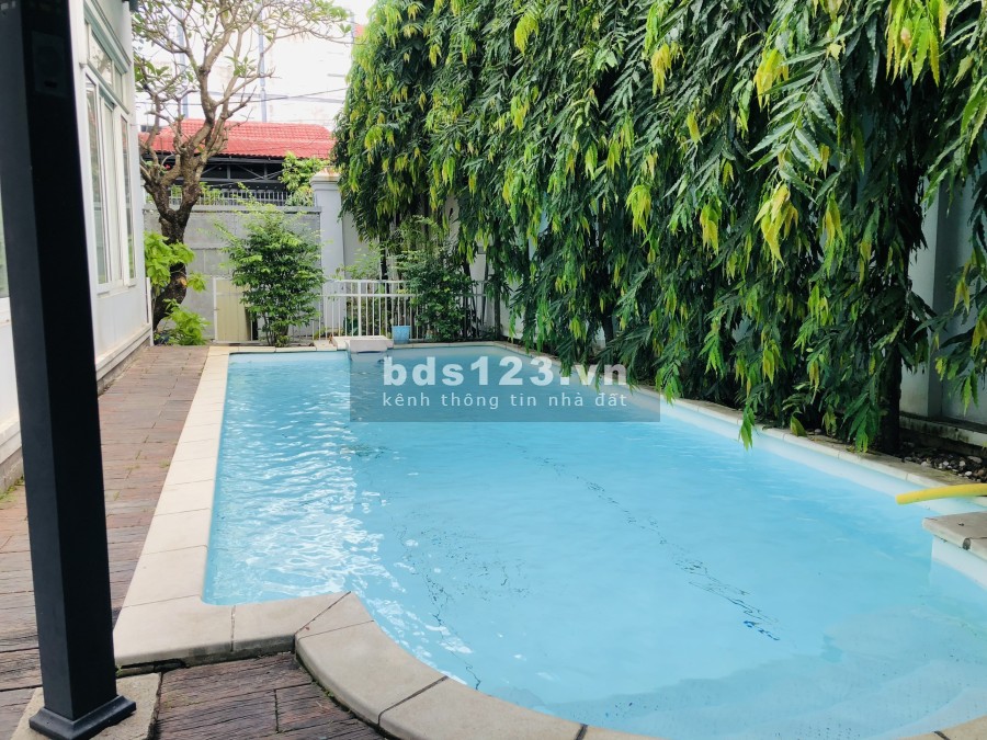 Đừng bỏ lỡ căn biệt thự đường Quốc Hương, Thảo Điền, Quận 2, dt 350m2, có hồ bơi, giá tốt