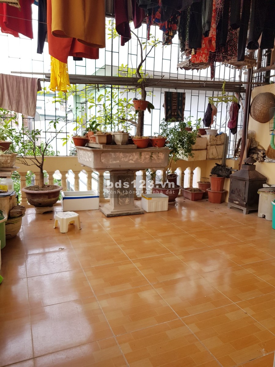 Cần bán nhà mặt phố Vĩnh Hưng, Hoàng Mai, diện tích sử dụng 36m2, 4 tầng, giá 3.05 tỷ