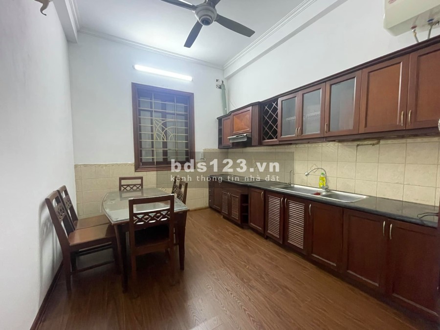 10m ra đường Hồ Tùng Mậu lô góc 3 mặt thoáng, dtsd 43m2, 4 tầng giá bán 4.98 tỷ sổ chính chủ