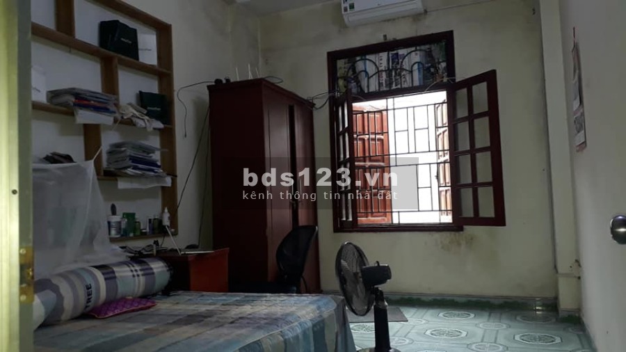 Bán nhà 150m ra đường Hồ Tùng Mậu 2 mặt thoáng dt 36m2, 5 tầng giá bán 3.7 tỷ, sổ sẵn