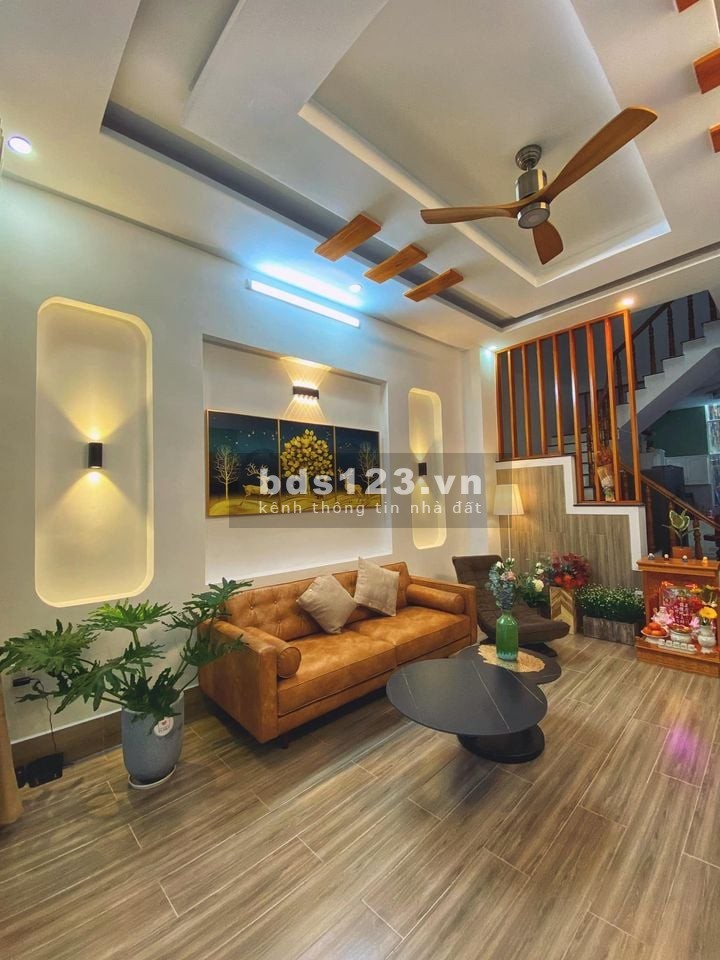 Bán nhà Phố Yên Hòa, Cầu Giấy nội thất đẹp diện tích sử dụng 55m2, giá bán 4,7 tỷ