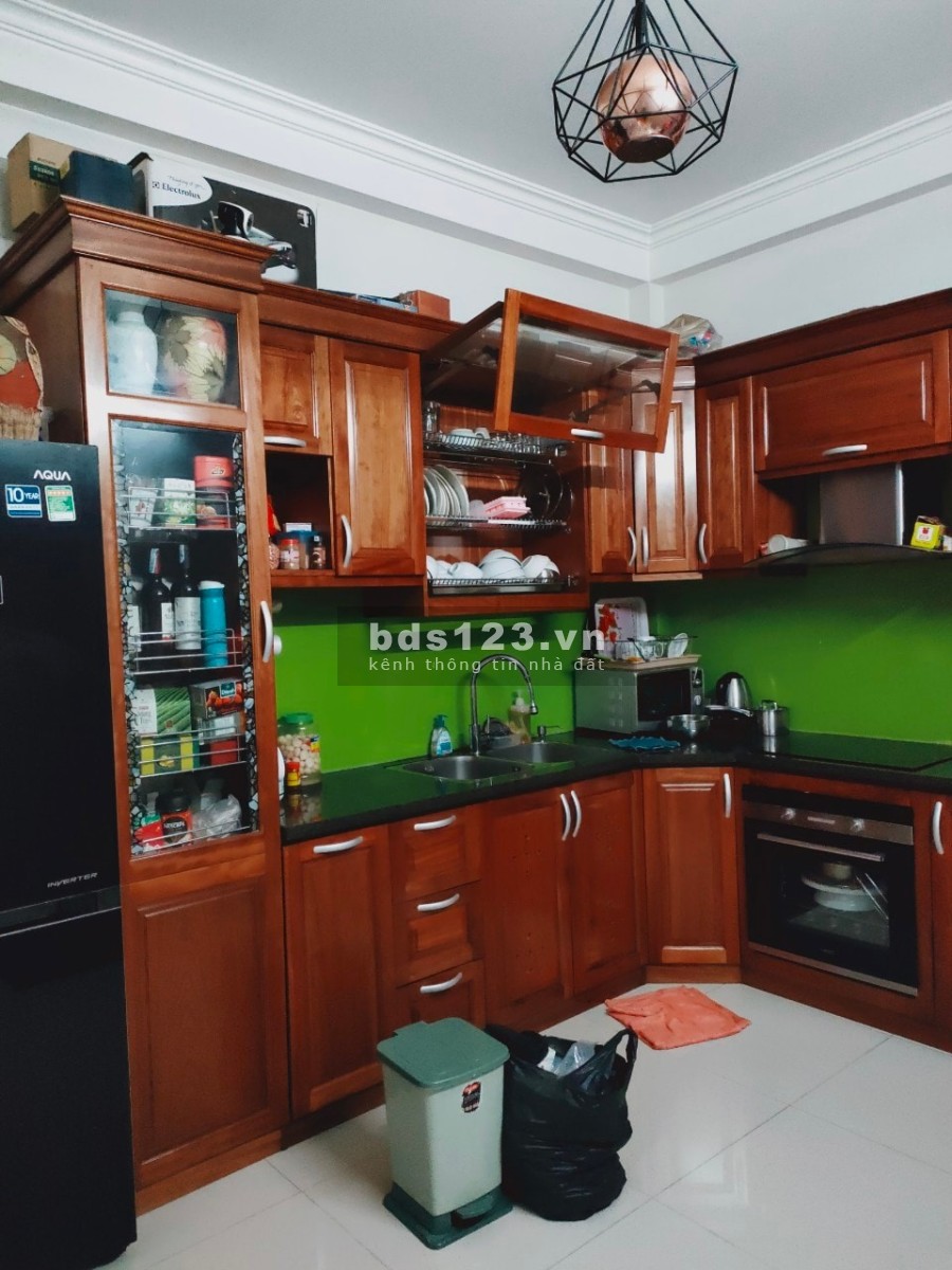 Bán nhà Nguyễn Tuân mặt phố kinh doanh dt 41m2 6 tầng, mt 4m gía bán 12.5 tỷ