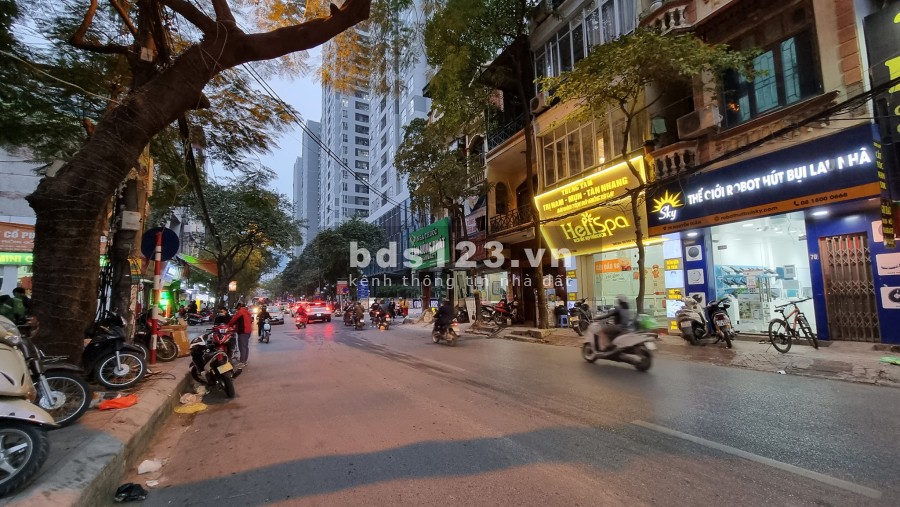 Bán nhà Nguyễn Tuân mặt phố kinh doanh dt 41m2 6 tầng, mt 4m gía bán 12.5 tỷ