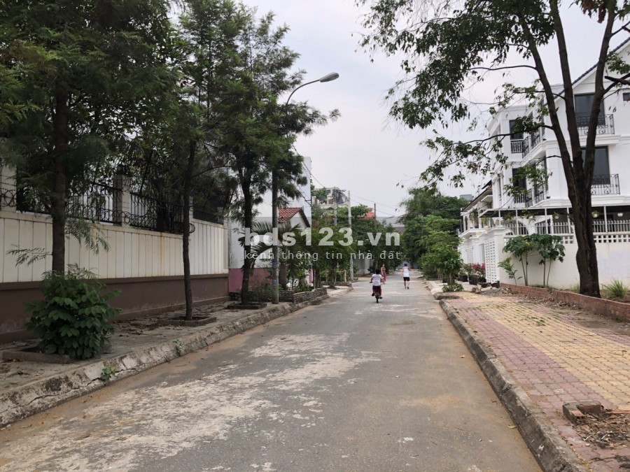 Bán đất khu biệt thự phường Thạnh Xuân, tổng diện tích…