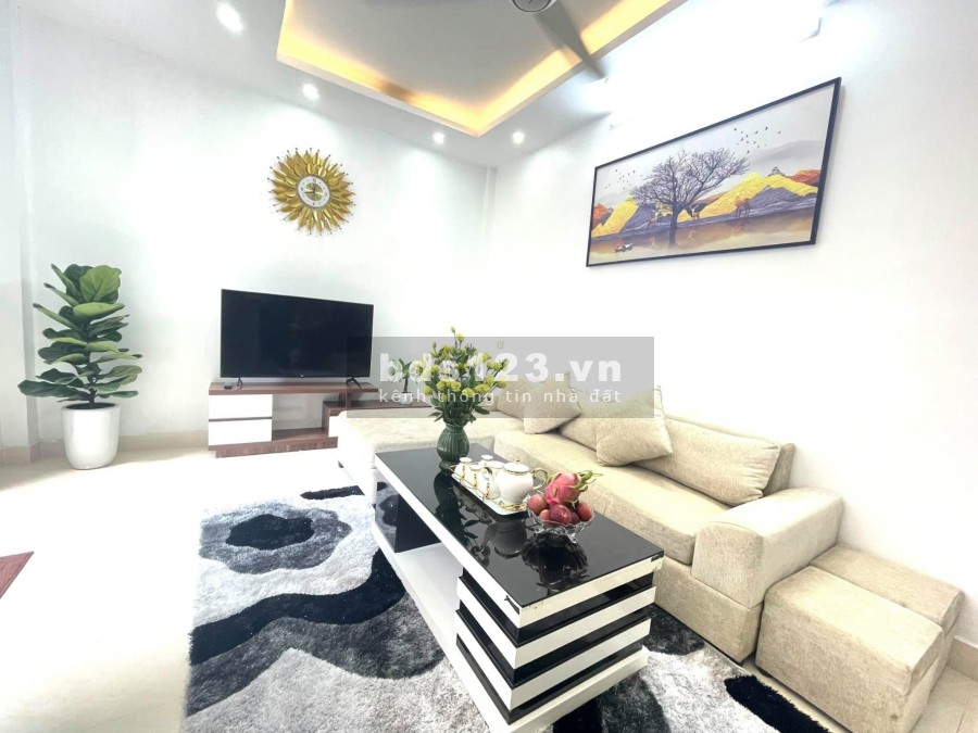 Bán nhà nguyên căn sổ đổ chính chủ 5 tầng, diện tích 50m2, gàn ô tô giá bán nhỉnh 6 tỷ
