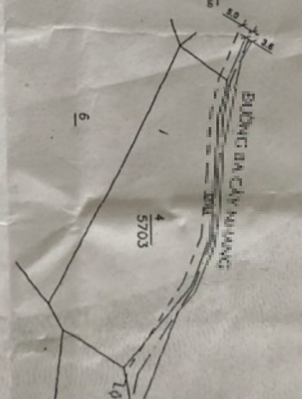 Đất thành phố Bảo Lộc diện tích 5700m2 có suối và trên 100m mặt tiền đường rộng 5m