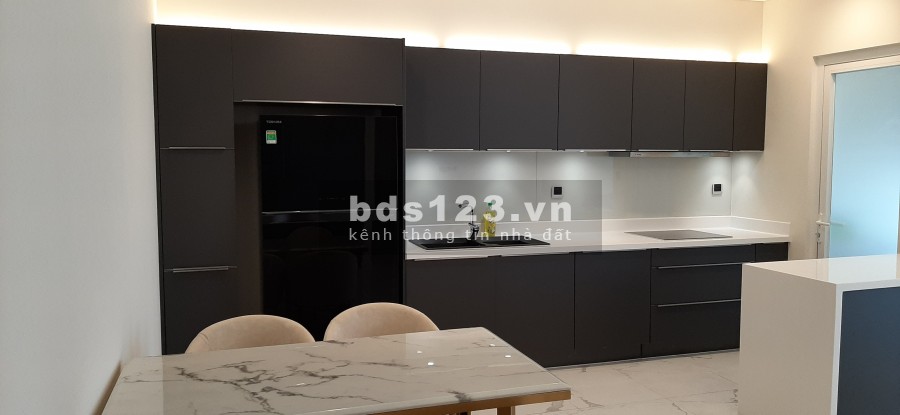Nhà mới đẹp ,nội thất cao cấp View sông Sài Gòn.cần cho thuê căn hộ 3 PN SARINA Khu SALA quận 2
