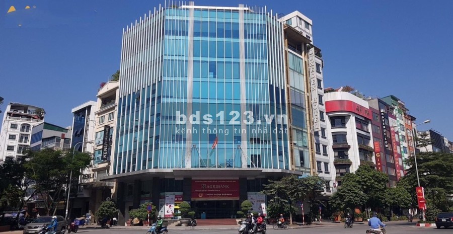 Cho thuê sàn văn phòng tại phố Trần Thái Tông liên hệ 0989232568, đầy đủ tiện nghi, công năng