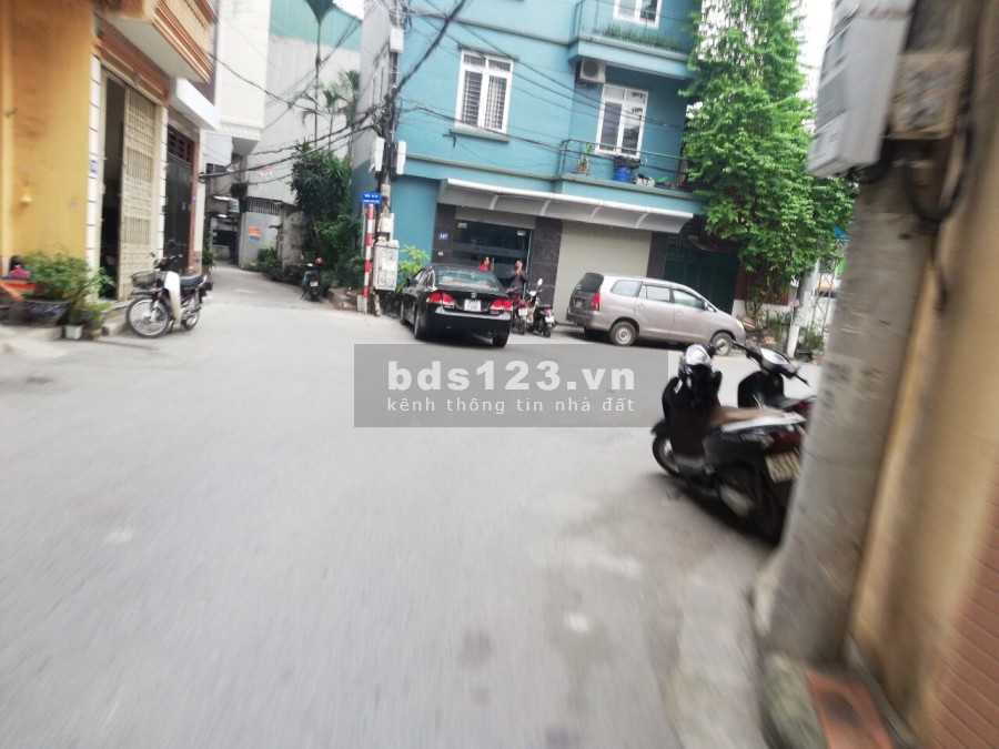Bán đất Phú Diễn, ô tô đỗ cổng diện tích sử dụng 80m2 phân lô chỉ 55 triệu/m2 khu dân cư