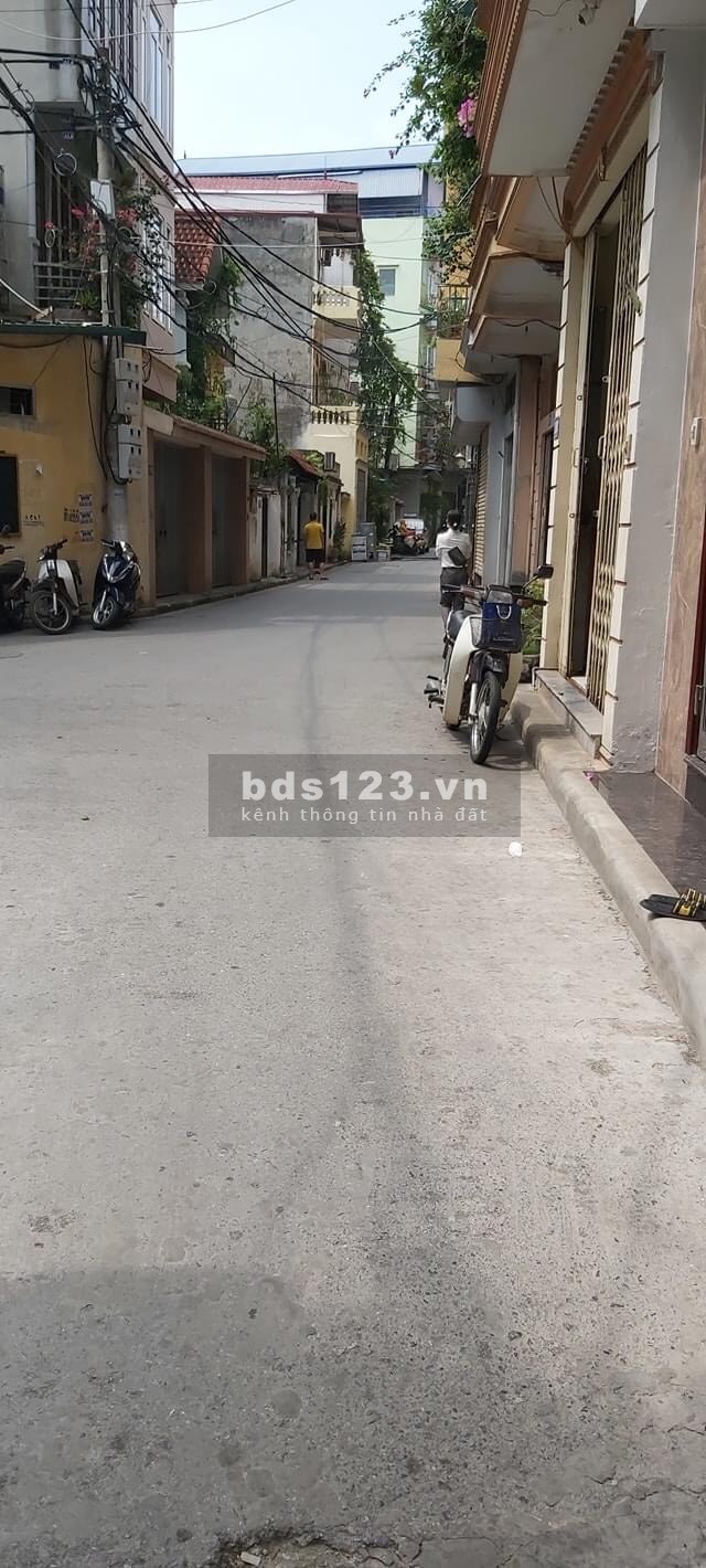 Bán đất Phú Diễn, ô tô đỗ cổng diện tích sử dụng 80m2 phân lô chỉ 55 triệu/m2 khu dân cư