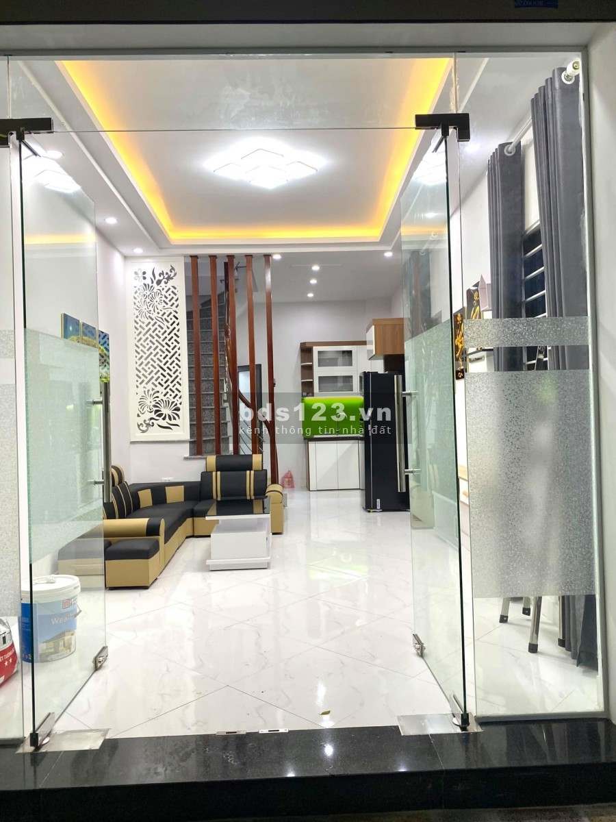 Bán nhà mới toanh lô góc Nguyễn Văn Cừ, vị trí Kim Cương gần phố diện tích 53m2, giá 5.9 tỷ