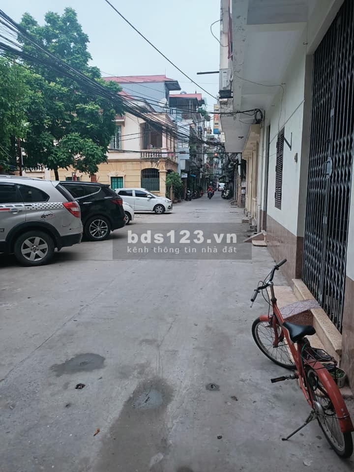 Bán nhà Khương Trung 2 mặt thoáng ô top trước cửa nguyên căn cấp 4, diện tích 50m2, giá 1.34 tỷ