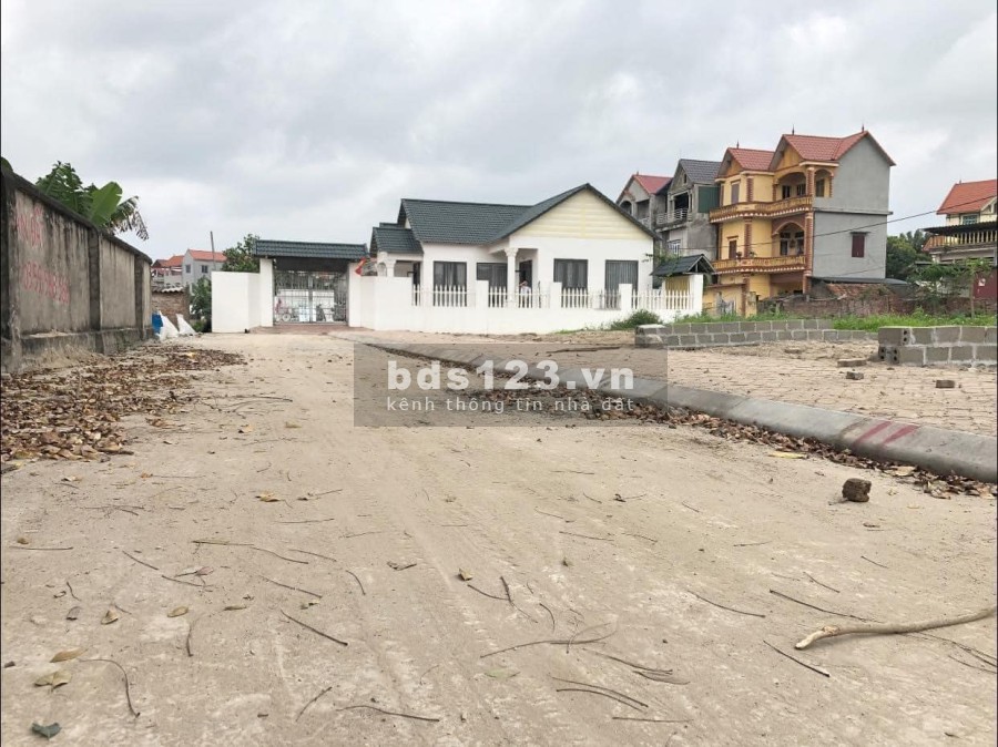 Bán đất diện tích 108m2 đất 2 mặt tiền trước sau văn ổ Đại Đồng, sổ đỏ chính chủ, khu an ninh