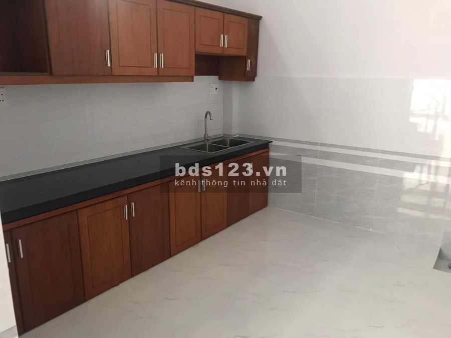 Bán nhà đường Bình Đông Quận 8 hẻm ba gác thông cách hẻm xe hơi 10m, giá bán chỉ 3.3 tỷ