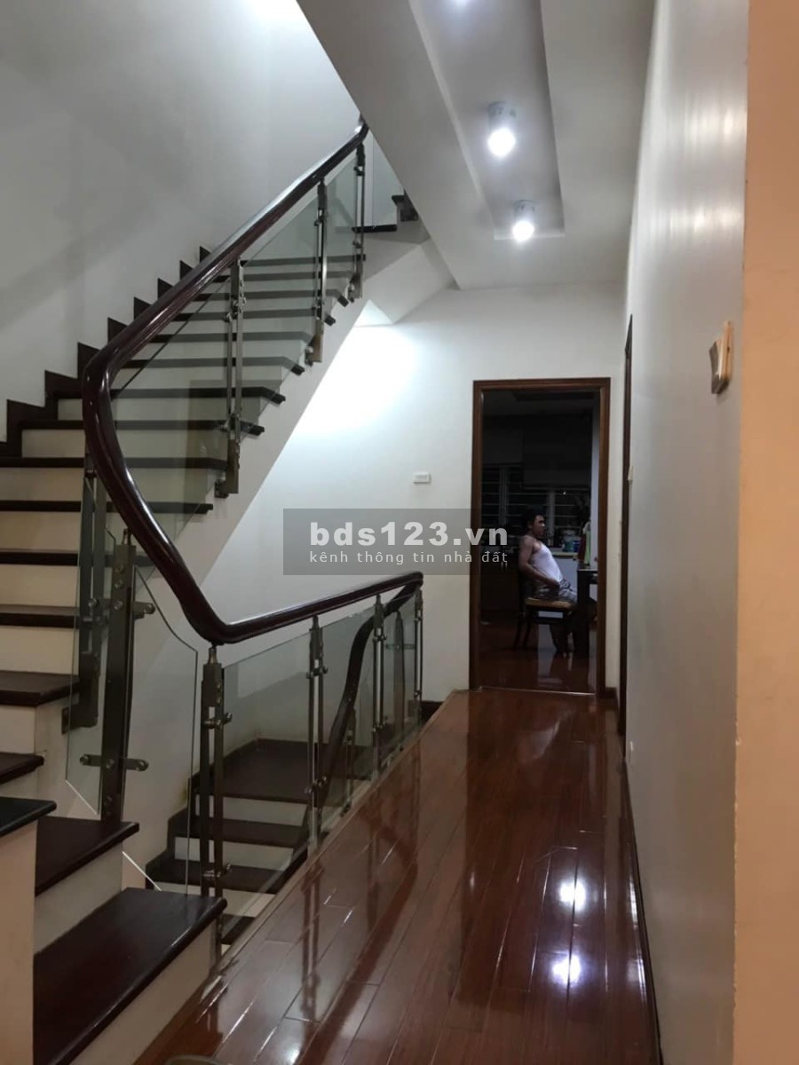 Bán nhà Phan Đình Giót Quận Hà Đông, lô góc 3 mặt thoáng, giá bán 2.9 tỷ, tiện ích đầy đủ