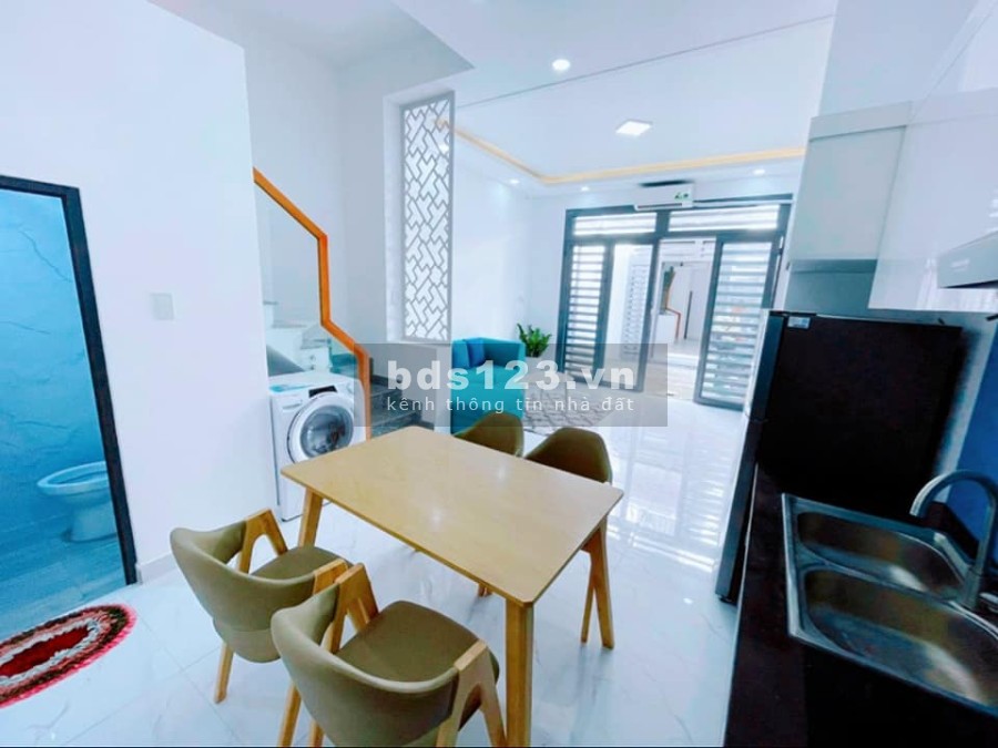 Nhà nguyên căn 1 trệt, 1 lầu diện tích 64m2 hẻm xe hơi 6m ngay Mt Cầu Lớn Hóc Môn, 795Tr