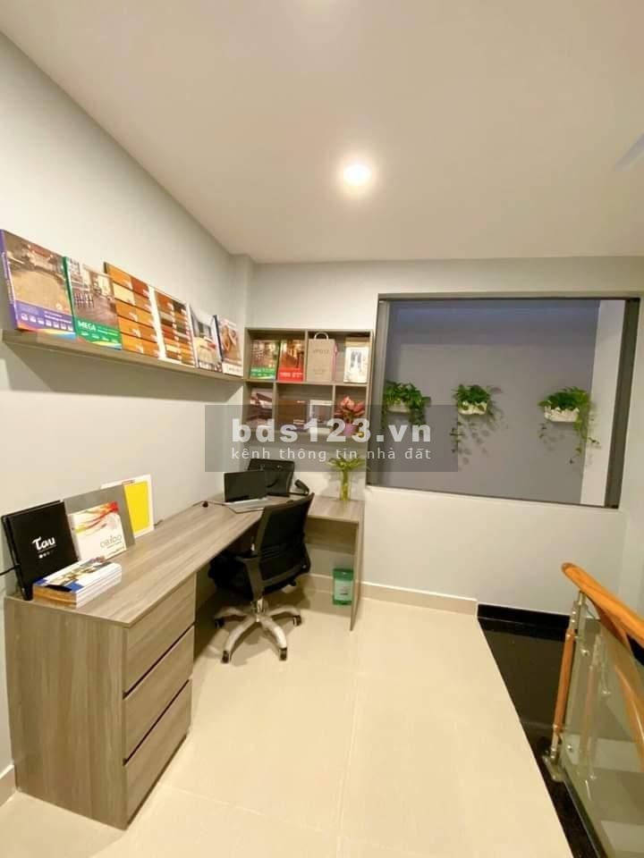 Bán nhà hẻm xe hơi Bình Thạnh, Trần Quan Long, giá rẻ, diện tích 40m2, 5 lầu, 4 phòng ngủ