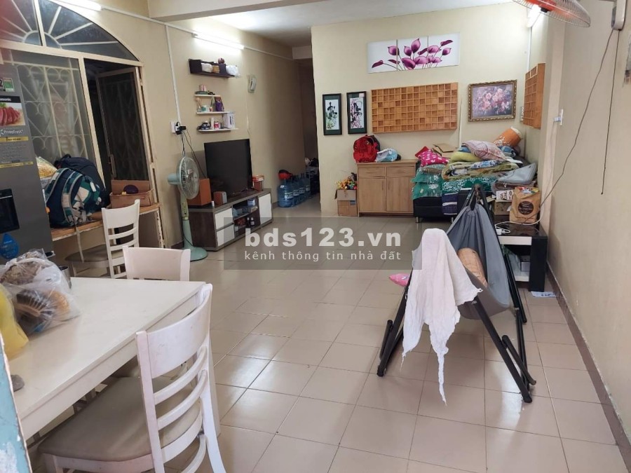 Bán Chung Cư lô B3 chung cư phường 3, Cuối Đường 48, Quận 4 liên hệ 0989500935