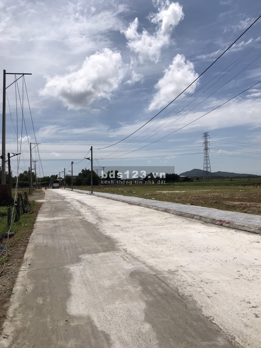 Bán lô đất diện tích 100m2 đất thổ cư sổ riêng Đối Diện Cổng Bắc Sân Bay Long Thành