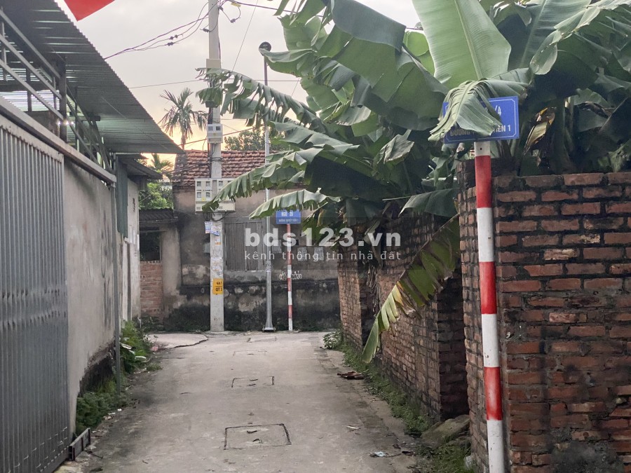 Chính chủ bán gấp diện tích 62m2 vị trí đẹp xã Vân Côn, Hoài Đức sổ đỏ chính chủ, giá tốt