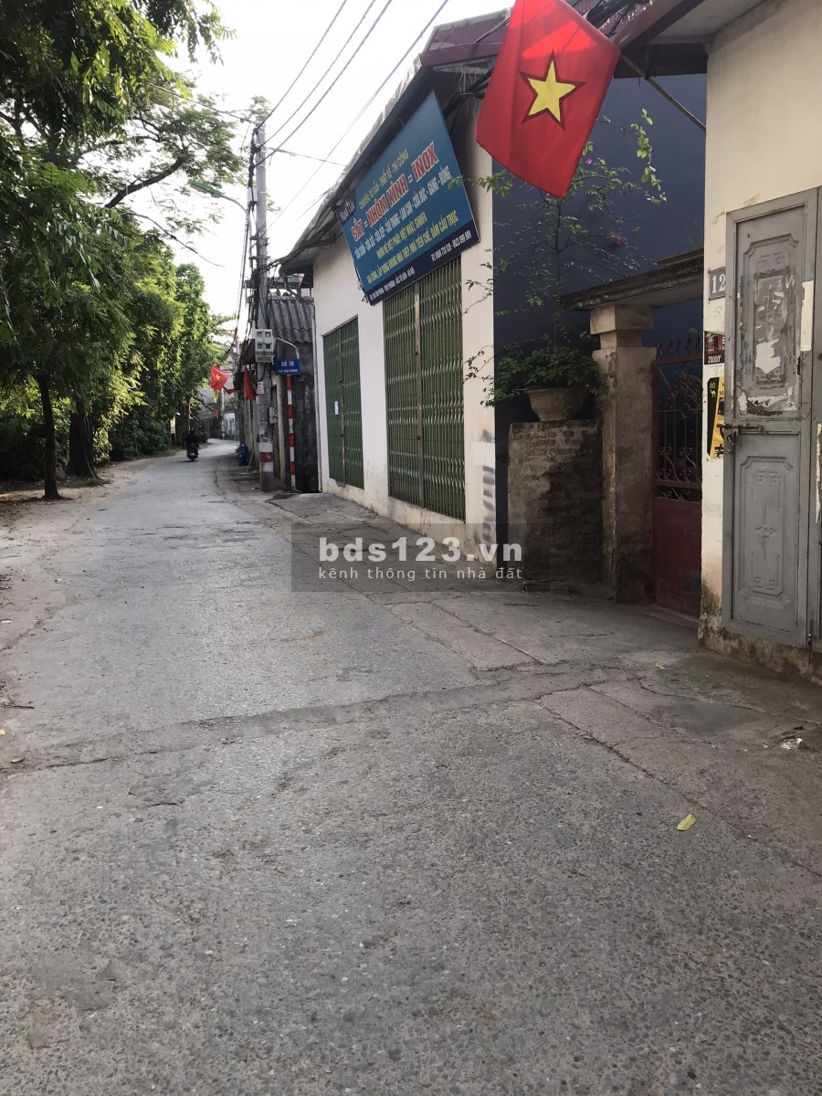 Chính chủ bán đất mặt đường Tân Phong, diện tích dtsd 60m2, kinh doanh cực tốt, lh 0977699899