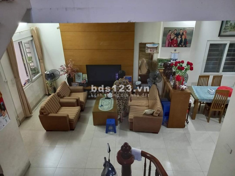 Nhà đẹp Cửa Bắc ngõ rộng thông thoáng diện tích 32m2 4 tầng, mt 3,2m, giá bán 4,6 tỷ