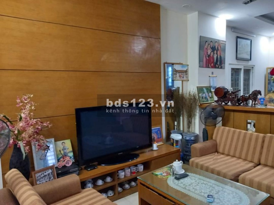 Nhà đẹp Cửa Bắc ngõ rộng thông thoáng diện tích 32m2 4 tầng, mt 3,2m, giá bán 4,6 tỷ