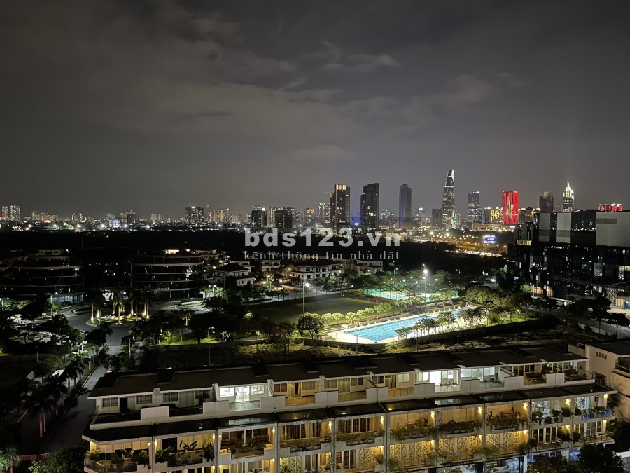 Bán căn Sarimi 3PN, view cực đẹp. Gía 10,5 tỷ. Liên hệ 0839882288