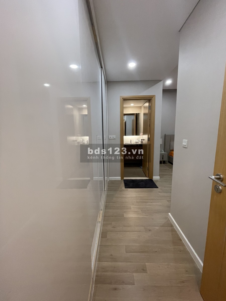 Bán căn Sarimi 3PN, view cực đẹp. Gía 10,5 tỷ. Liên hệ 0839882288