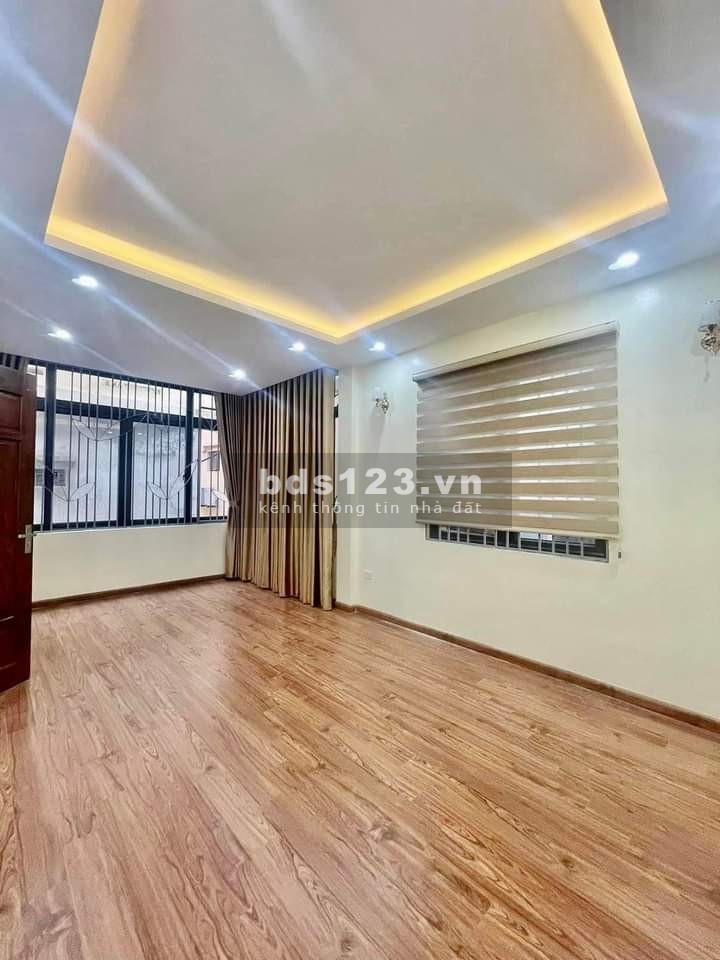 Trung tâm Quận Đống Đa, 3 bước ra mặt phố lô góc 3 mặt thoáng, giá chỉ 7.3 tỷ lh 0921324888
