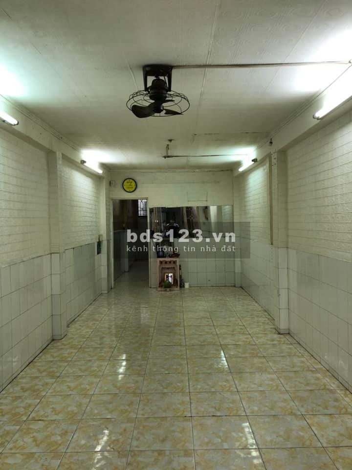 Hàng hiếm ! 2 mặt tiền Ng Trọng Tuyển diện tích sử dụng 42m vuông giá 6.4 tỷ sổ sẵn