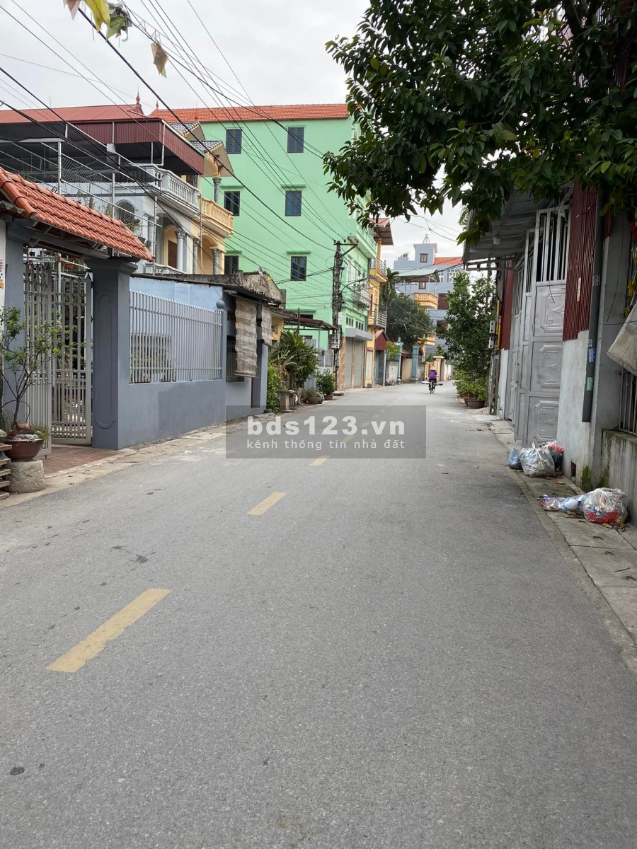 Lô góc 2 mặt tiền đội 6 chợ hòn đá Đình Dù đường lớn xe hơi vào tận nơi, sổ sẵn chính chủ
