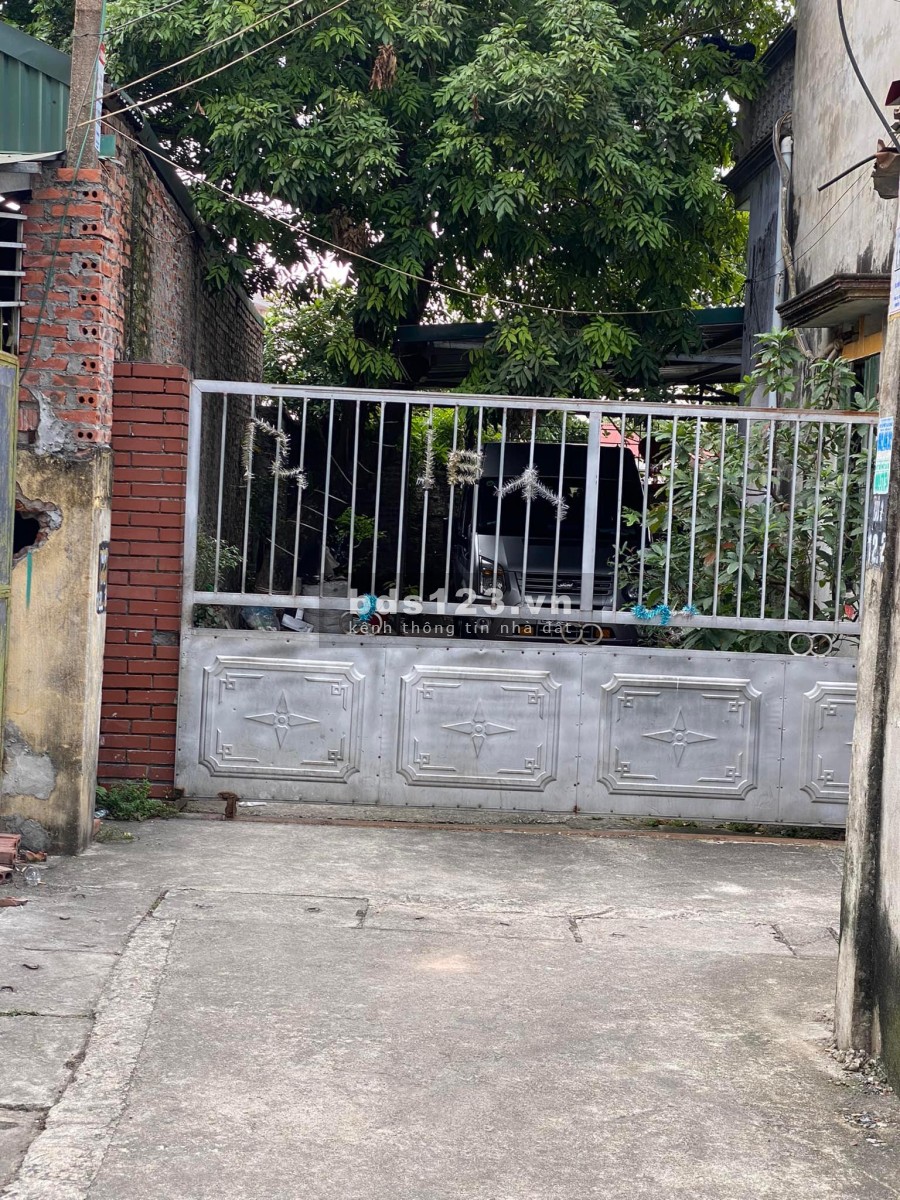 Lô góc 2 mặt tiền đội 6 chợ hòn đá Đình Dù đường lớn xe hơi vào tận nơi, sổ sẵn chính chủ
