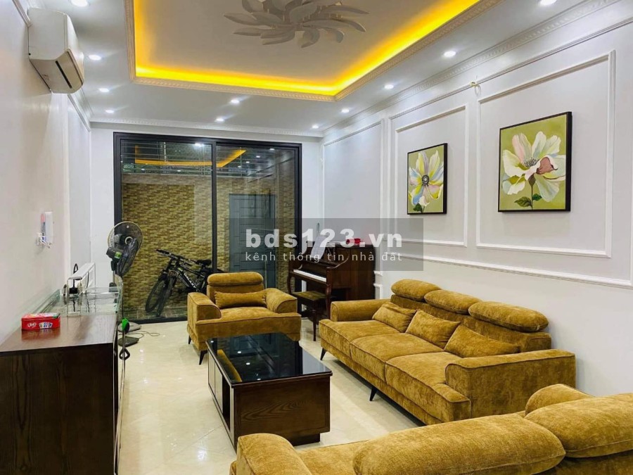 Bán nhà phân lô Vip ô tô vào nhà 2 mặt tiền đi bộ ra hồ Tây tặng nội thất, giá bán 10.8 tỷ