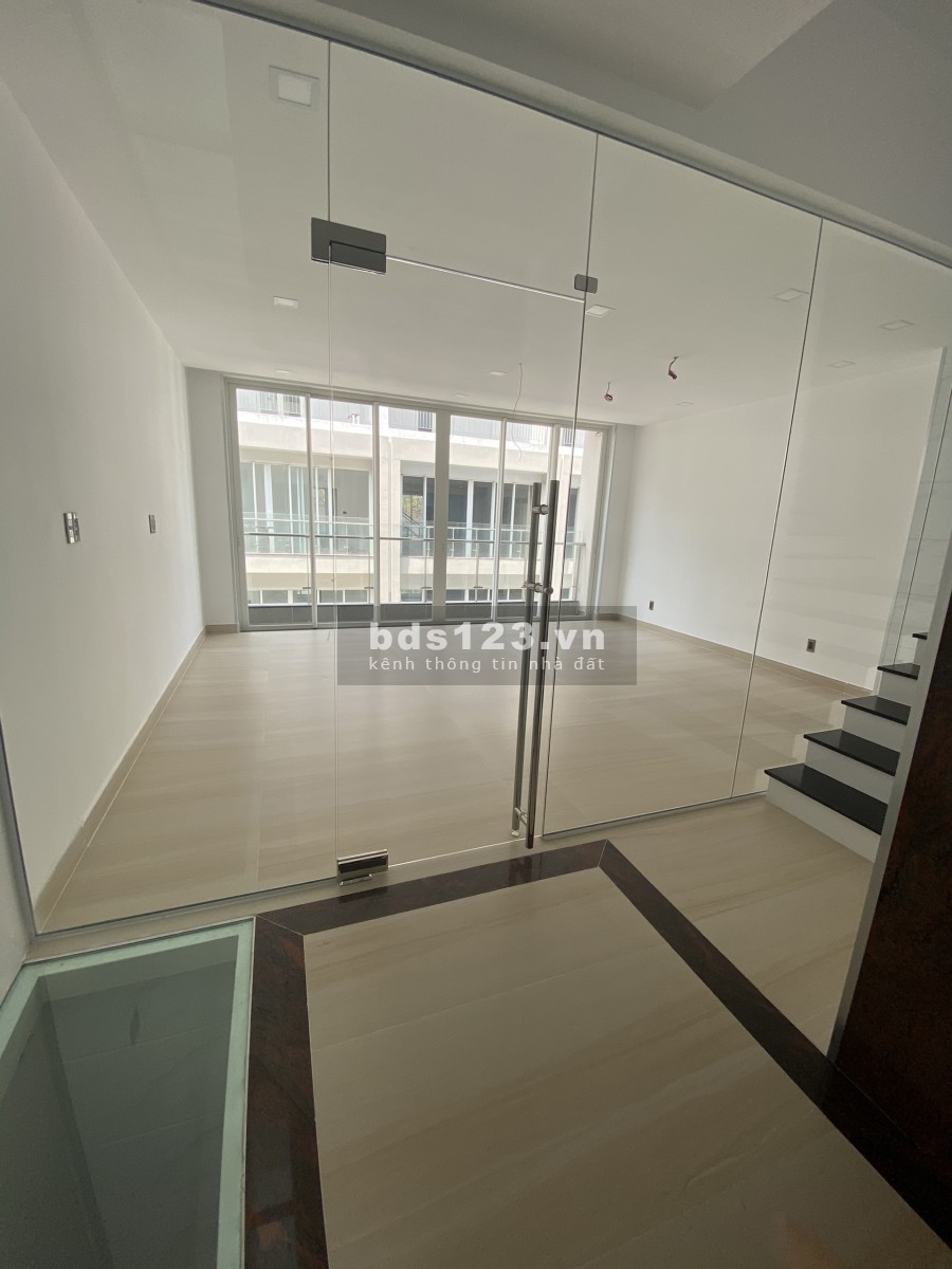 Cho thuê Saritown thuộc dự án Sala Đại Quang Minh giá 113 triệu/tháng liên hệ 0839882288