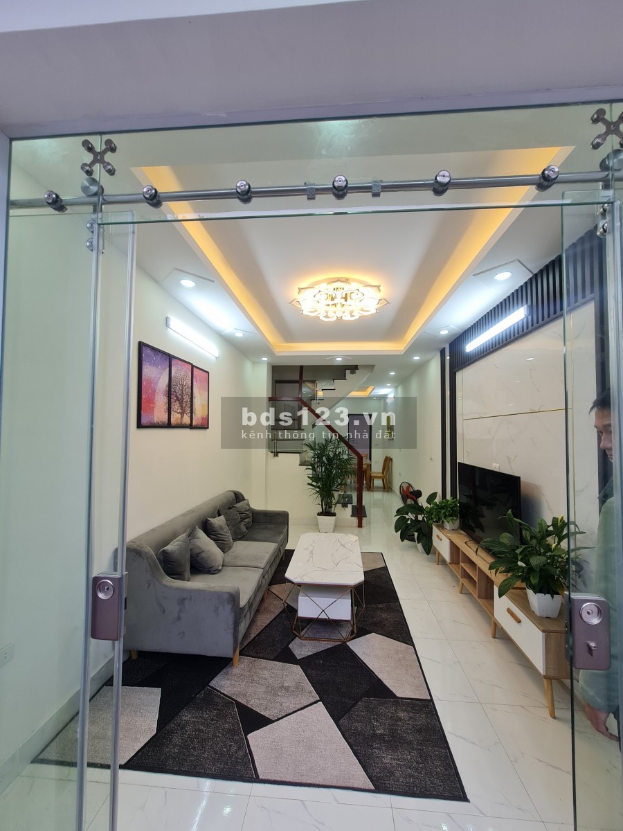 Cần bán nhà ngõ 254 Minh Khai Quận Hai Bà Trưng Hà Nội giá bán 4.4 tỷ, thương lượng