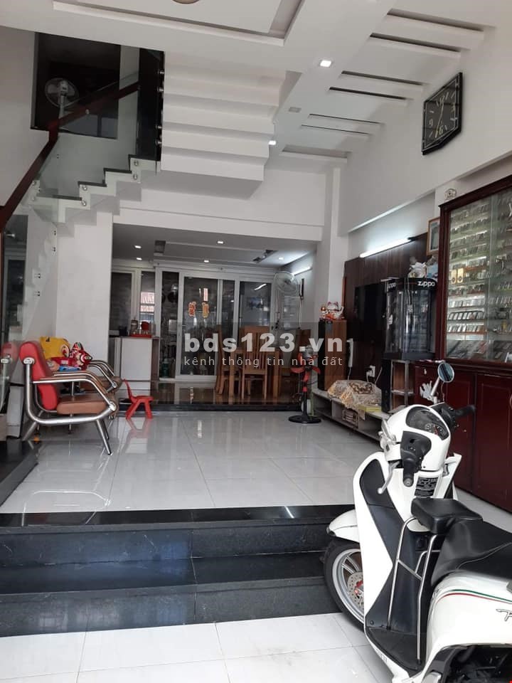 Bán nhà Ngô Gia tự, nhà đẹp hẻm an ninh thoáng mát, diện tích sử dụng 32m2, giá 5.3 tỷ