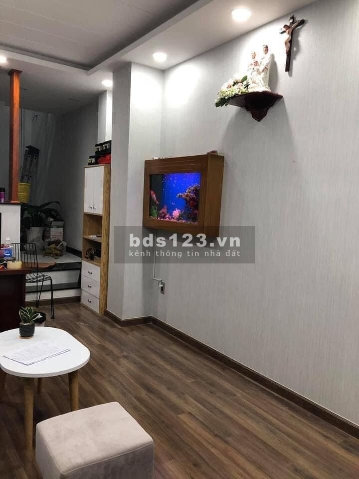 Bán nhà hẻm xe hơi Lê Văn Sỹ, Tân Bình, 45m2, 6 lầu có thang máy, 3 PN nhỉnh 9 tỷ