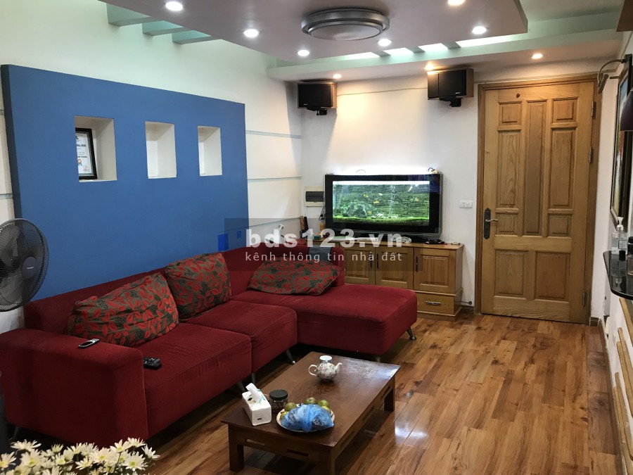 Bán nhà tập thể tầng 4, đã cải tạo đẹp như chung cư nay không có nhu cầu ở cần bán.