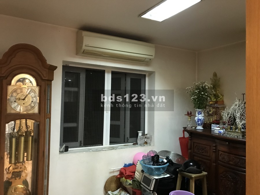 Bán nhà tập thể tầng 4, đã cải tạo đẹp như chung cư nay không có nhu cầu ở cần bán.
