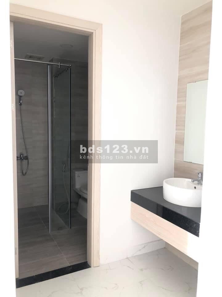 Cần sang gấp căn 2pn ngay Vincom, 15/12 này vô ở diện tích sử dụng 70m2, giá đầu tư sinh lời