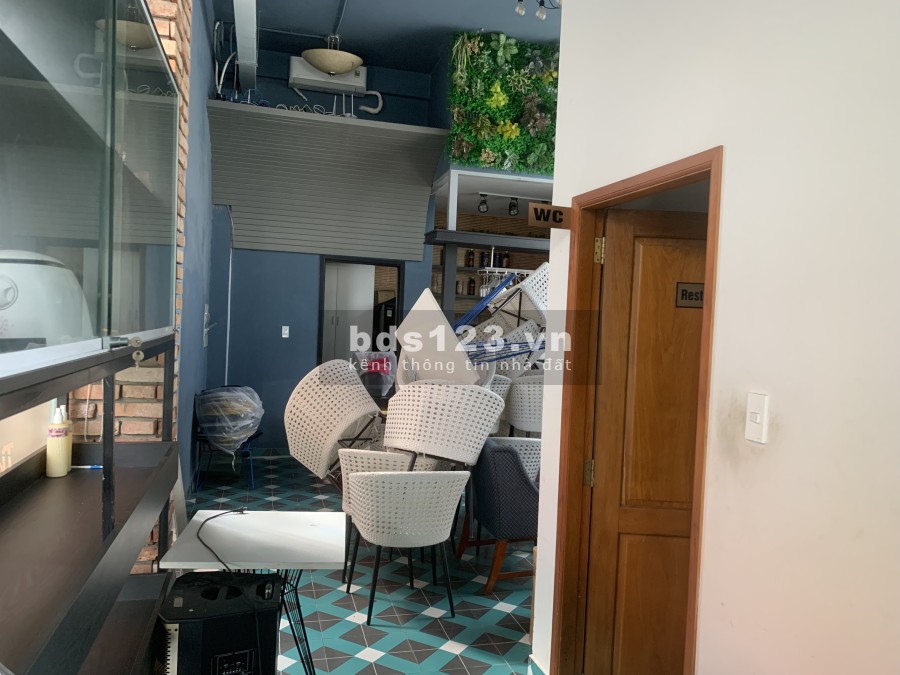 Cho thuê nhà cùng 2 lô đất liền kề khu dân cư Trung Sơn, xung quanh đầy đủ tiện ích