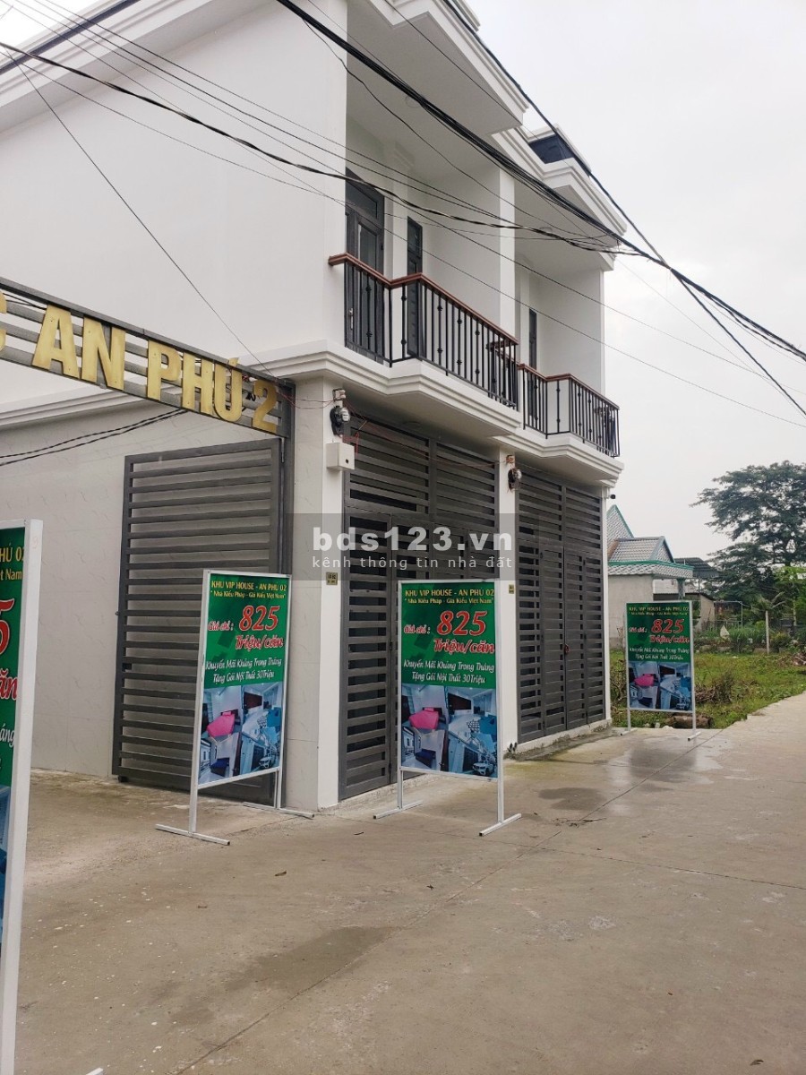 Bán nhà diện tích sử dụng 63m2, 1 trệt 1 lầu, giá 825 triệu liên hệ 0794429481 gặp Phi
