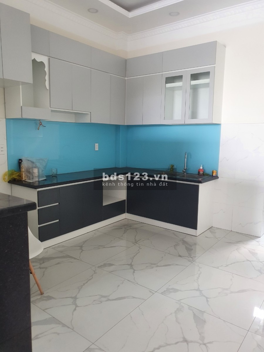 Bán nhà cổng khu công nghiệp Tân Đông Hiệp B kinh doanh đa ngành nghề giá đầu tư sinh lời