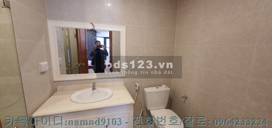 Chính chủ cần cho thuê căn 3N full nội thất cao cấp chung cư Ct8 The Emerald giá tốt