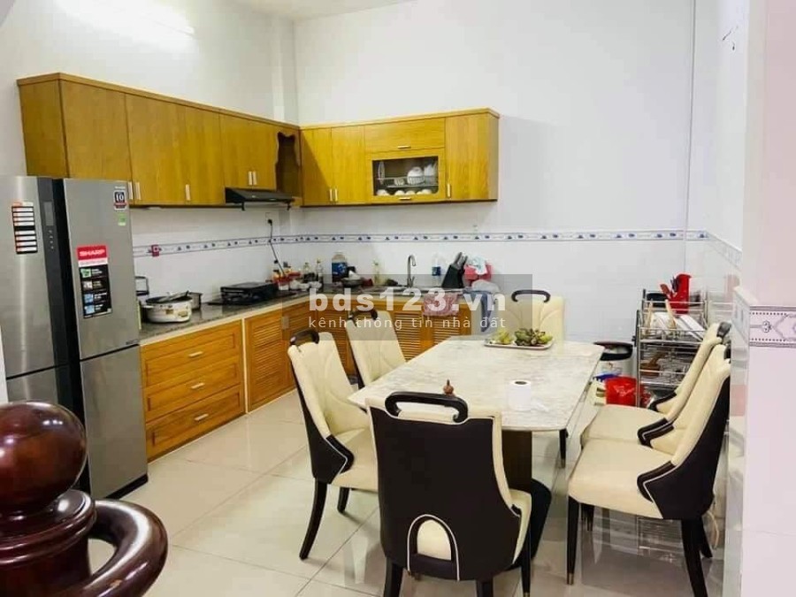Sang Quận 2 bán gấp nhà MT 30m sát AEONMALL dtsd 67m2 chỉ 5.49 tỷ LH 0896721788