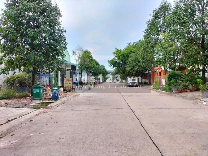 Bán gấp lô đất chính chủ Mỹ Phước 3, giá mềm tiện đầu tư sinh lời, liên hệ 0964978110