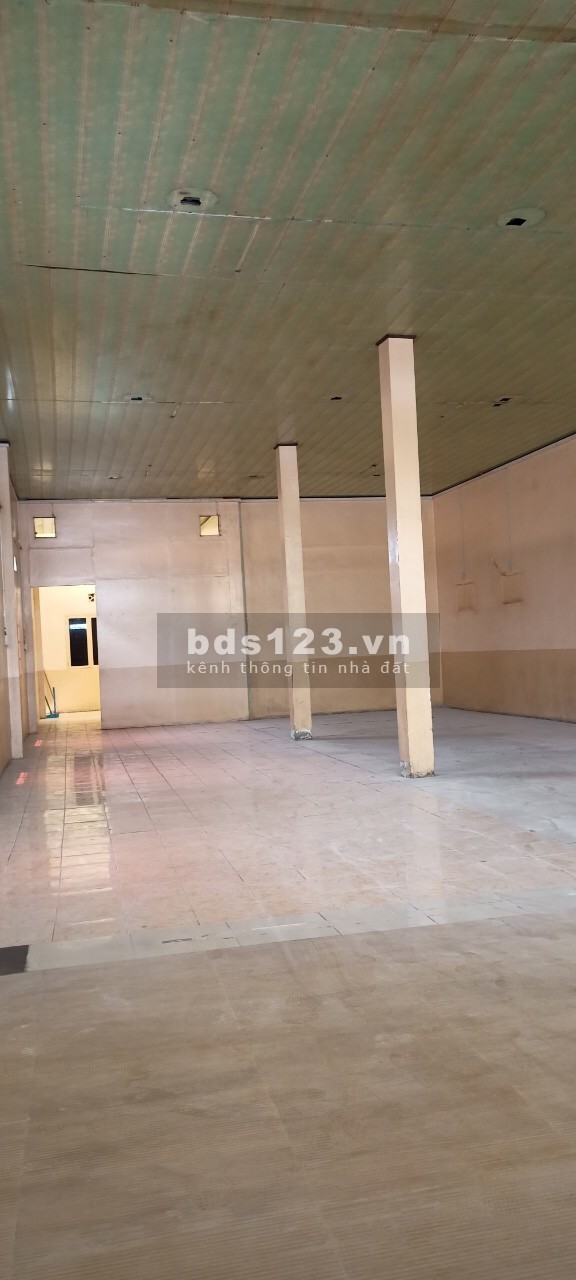 Cho thuê mặt bằng, vị trí thuận lợi khu dân cư đông đúc, tiện kinh doanh, giá tốt