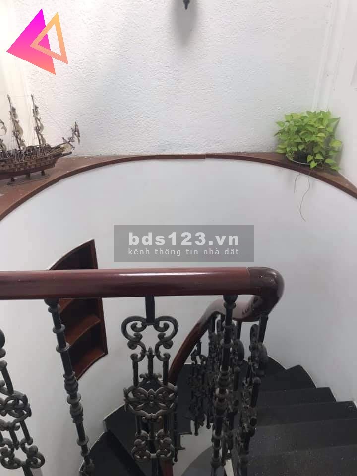 Bán Nhà Riêng Tân Bình diện tích 40m2 hẻm xe tải 4 tầng mới đẹp giá bán chỉ 5.6 Tỷ