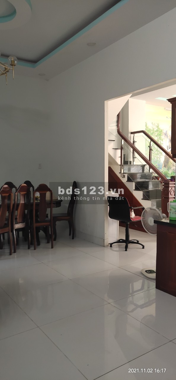 Bán biệt thự mặt tiền giá nhà phố tặng toàn bộ nội thất gỗ xịn xò liên hệ 0966976973